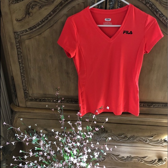 Vibrant sport top 🍁NWOT - Picture 2 of 7